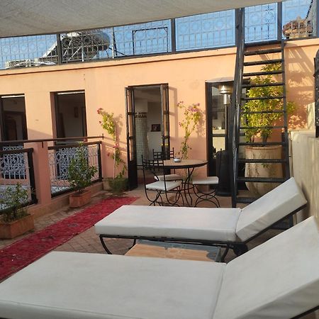 Riad Hugo مراكش المظهر الخارجي الصورة